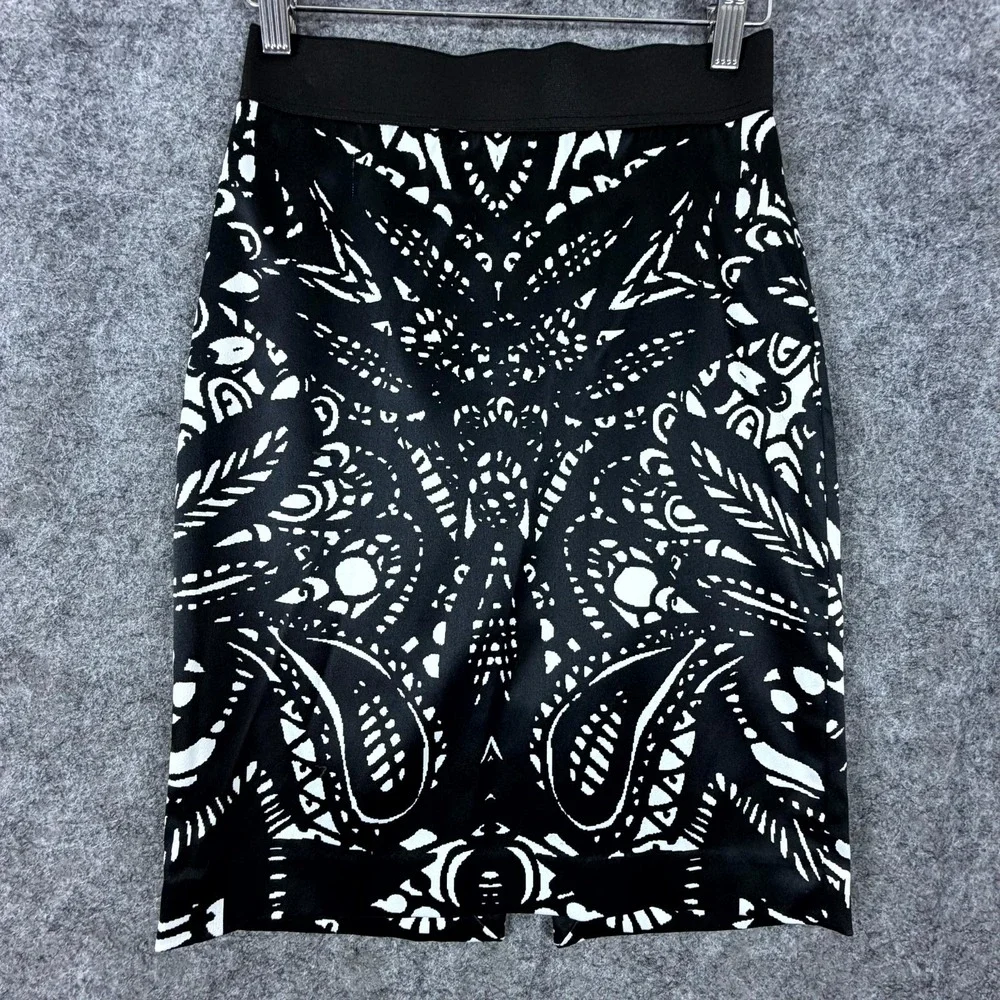 Express Pencil Skirt Womens 0 Black White Office Chic Paisley Lace Print